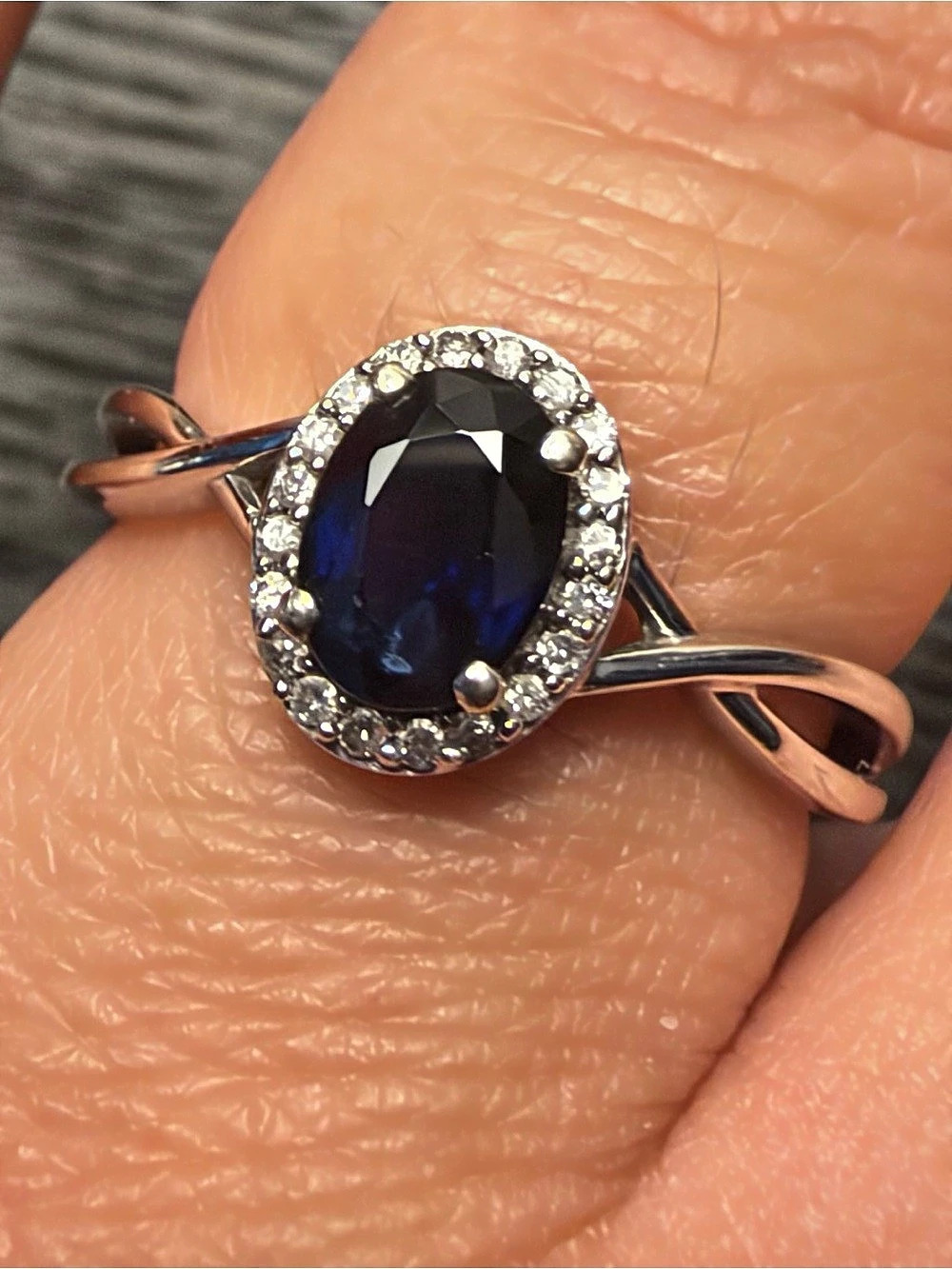 Zales Oval Blue Sapphire & Diamond Halo Ring – 10K White Gold 💙